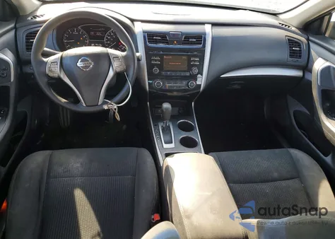 2015 Nissan Altima 2.5 из США, поврежденный, VIN 1N4AL3AP5FC102481